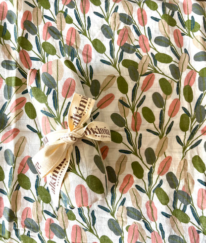 Muselina flores rosas